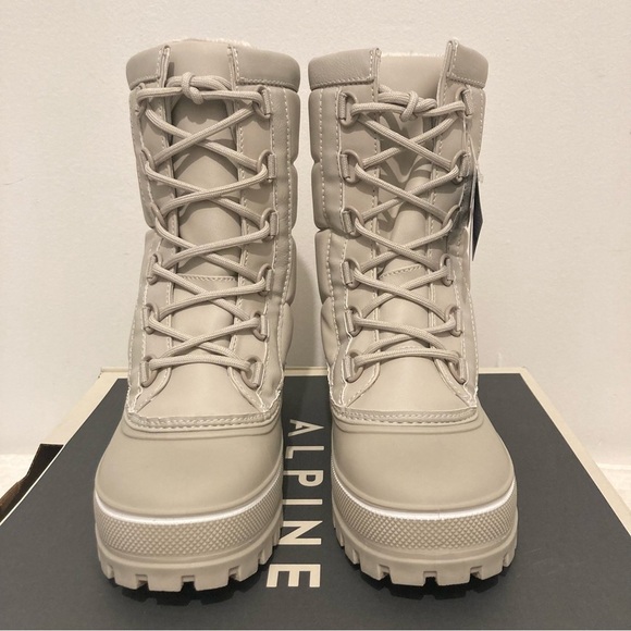 Alpine Design Willow Snow Boot Ivory Women’s White Faux Fur Lined Ortholite NIB - Picture 2 of 9